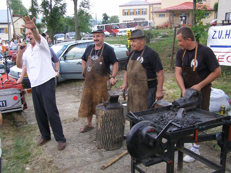spot folk 07_86.jpg